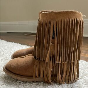 Koolaburra Fringe Boots US W size 6